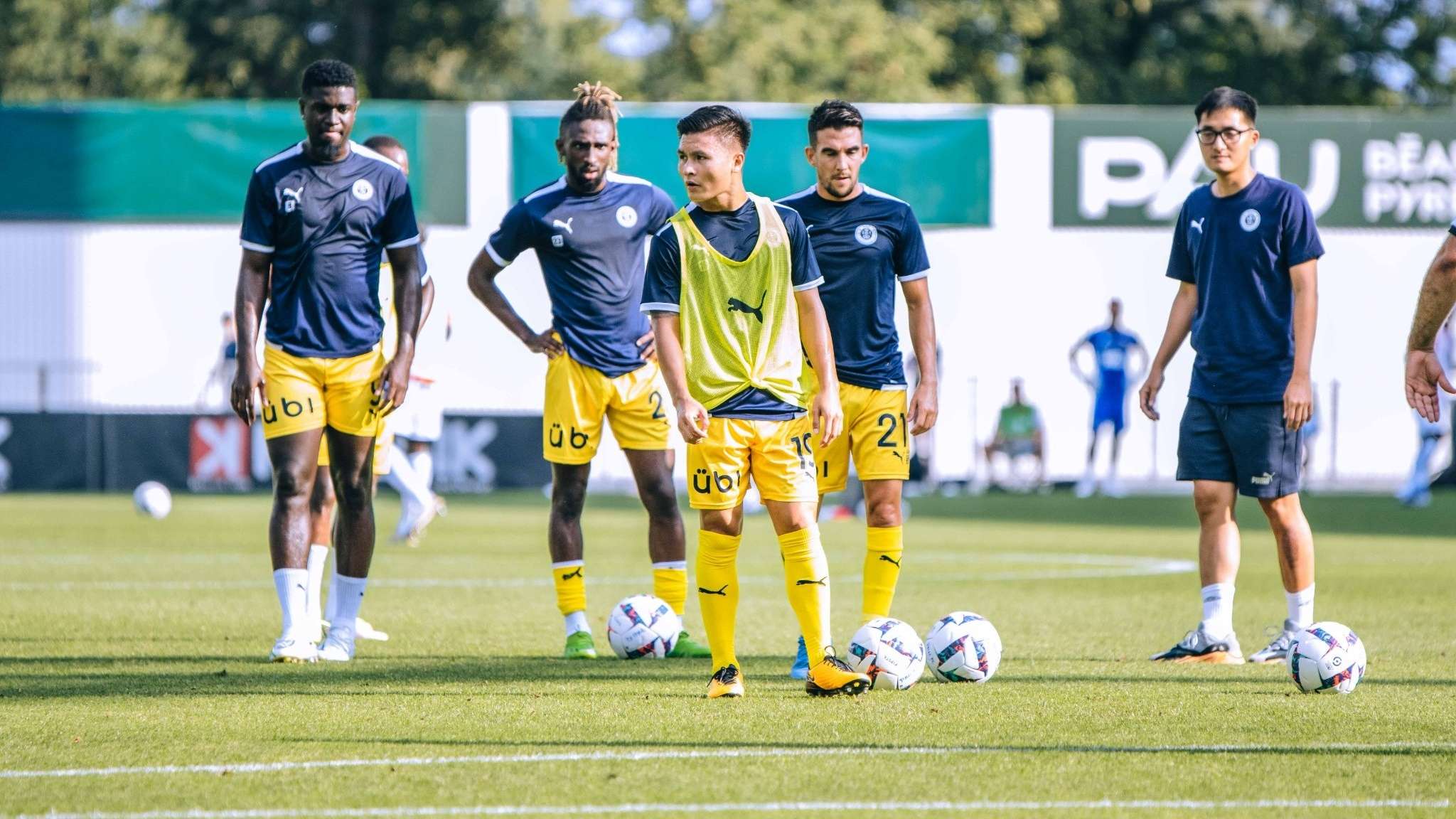 鵜鶘替补席 鵜鶘替补席